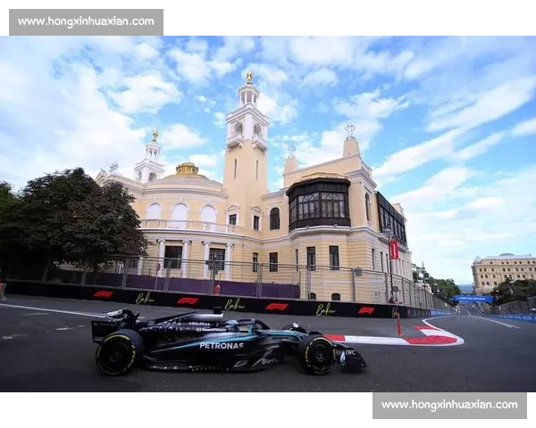 F1正赛惊险碰撞回顾引发赛场安全与规则讨论
