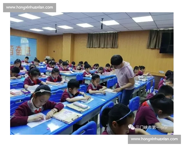 粉笔生辉课堂有光走进清华老师板书比赛见证教学之美与匠心传承新